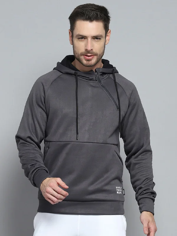 Stylish Polos Men Grey Solid Hooded Full Sleeve Sweatshirt